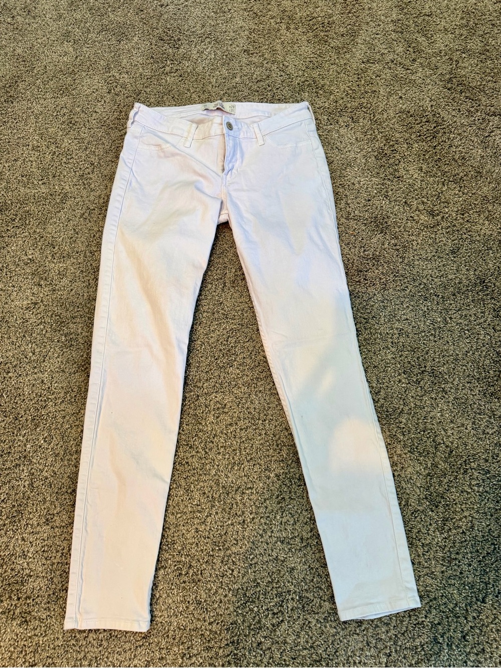 Hollister White Skinny Jeans - Classic Slim Fit